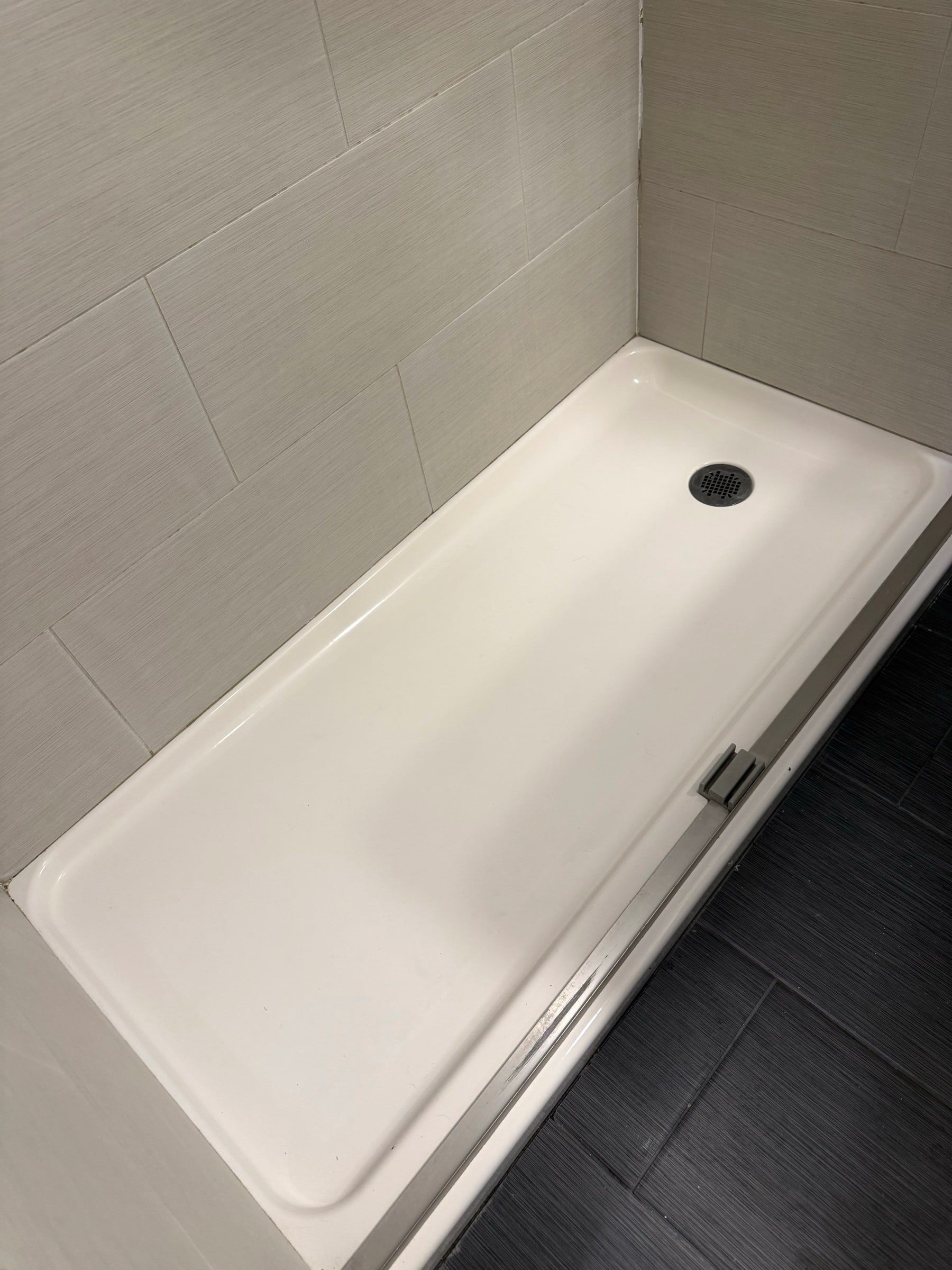 After: The same bathtub clean and bright white